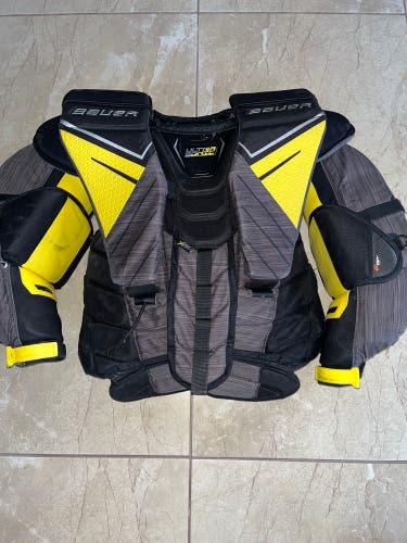 Used Medium Bauer Supreme UltraSonic Goalie Chest Protector