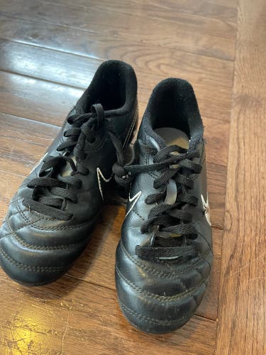 Molded Nike Soccer Cleats - Size 13