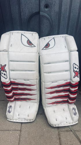 Used 32" Brian's Zero G Goalie Leg Pads