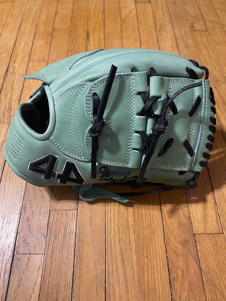 11.75" 44Pro Signiture Series Baseball Glove