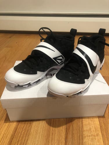 Brand New Force Zoom Trout 6 Keystone, size 8.5