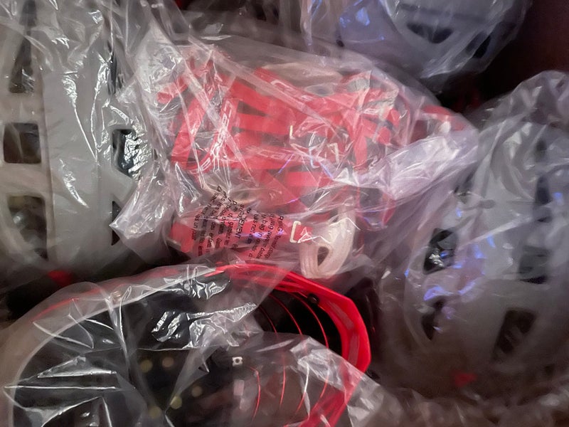 Lot Of 16 Cascade R Helmets - Matte Gray With Red