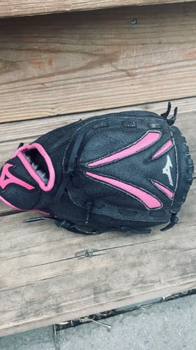 Used Right Hand Throw Softball Glove 10"