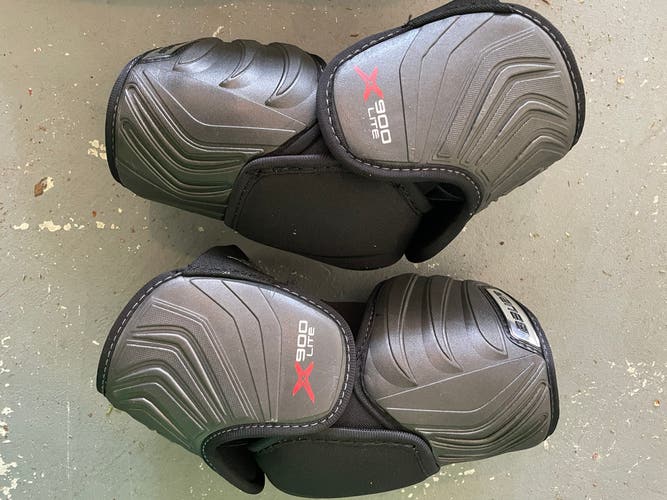 Used Large Bauer  Vapor X900 Lite Elbow Pads