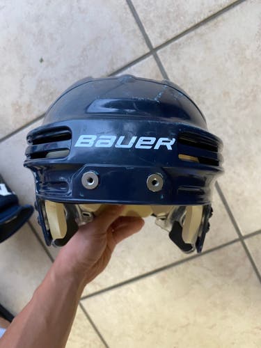 Medium Bauer  4500 Helmet Navy M