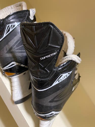 Youth Bauer Hockey Skates