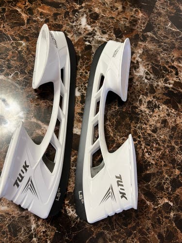 Tuuk Lightspeed Edge Holders W/ New Black Ls2+ Steel Runners Pair