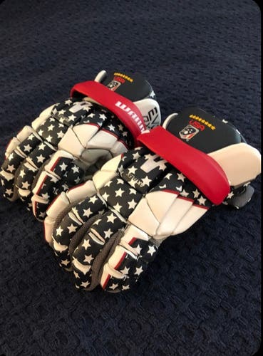 Warrior AXY Flex (USA World Team gloves)