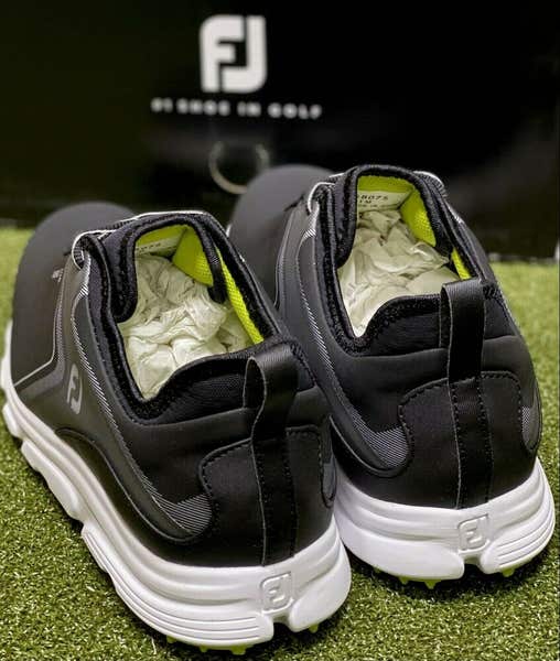 FootJoy Superlites XP Golf Shoes 58075 Black 8 Wide (2E) New