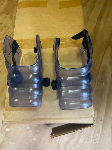 Shot blockers/ foot protectors senior