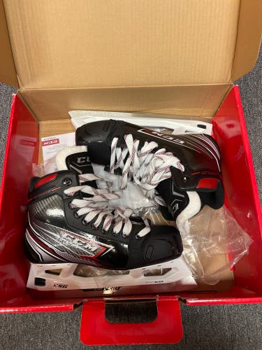 Senior CCM Regular Width  Size 7 Jetspeed ft460 Hockey Goalie Skates