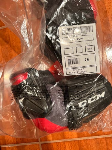 New Large CCM QuickLite QLT 290 Elbow Pads