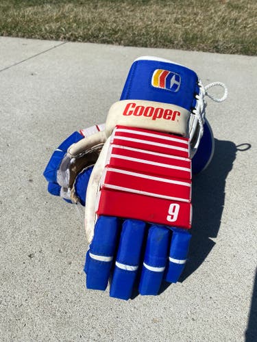 Used Gloves Custom Cooper Hockey Gloves
