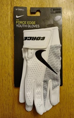 BRAND NEW Nike Youth Small White Force Edge Batting Gloves