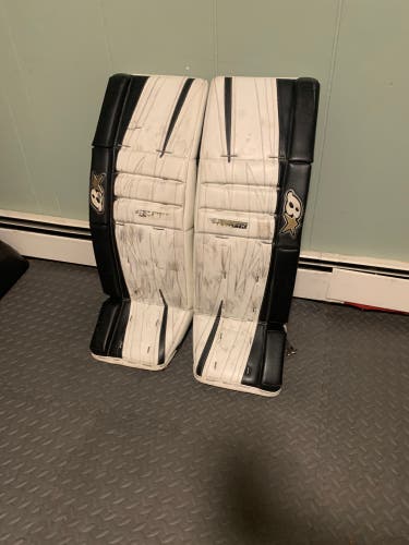 35" Brian's GNETik 5.0 Goalie Leg Pads