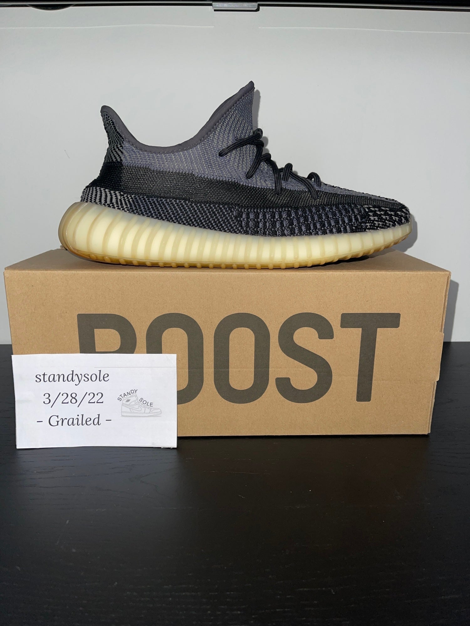 Yeezy Boost 350 v2 Carbon | SidelineSwap