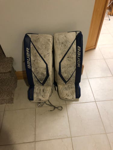 30" Bauer Supreme TotalOne Goalie Leg Pads