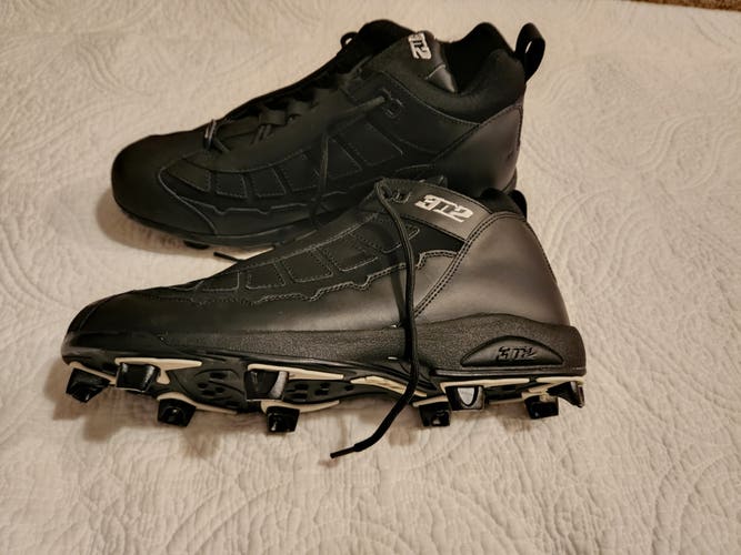 3N2 Black New Adult Men's Size 12 (Women's 13) Detachable Cleats
