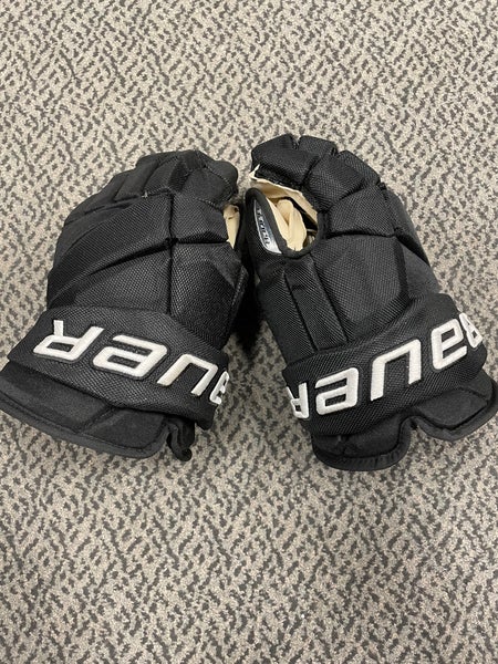 Used once Bauer Vapor Team 14” Black glove