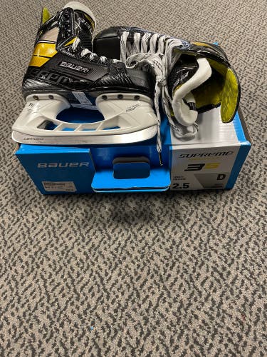 Bauer Supreme 3S size 2.5 D width