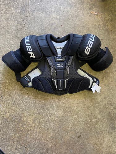 Senior Medium Bauer Pro Series Shoulder Pads