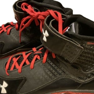 New W/O Box Under Armour ClutchFit Football Shoes Black Red Chrome Size 14.0