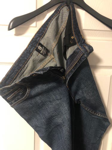 Gongshow Beauty Fit Jeans