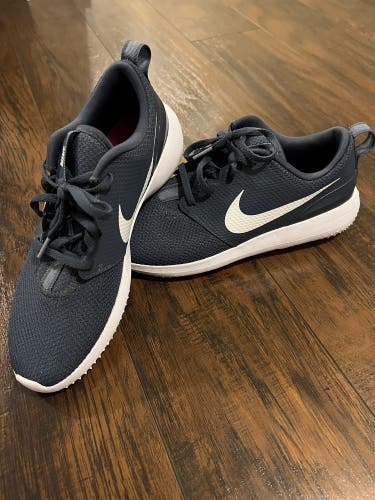 Women's Size 8.0 Nike Roshe G Golf Shoes