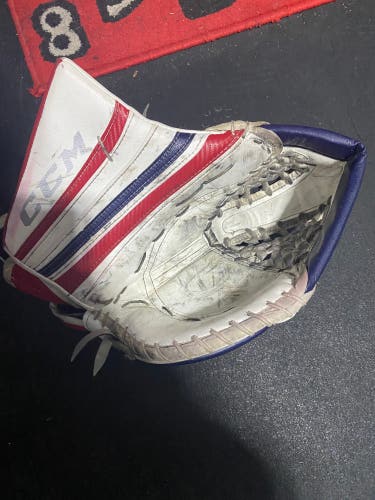 Used CCM Premier Pro Navy And Red