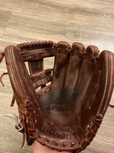 New Right Hand Throw Wilson Infield A2000 1787 Baseball Glove 11.75"