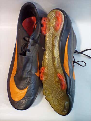 Used Nike Senior 11 Cleat Soccer Outdoor Cleats