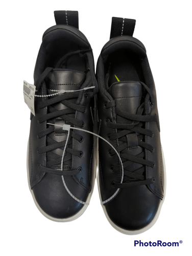 Used Nike Senior 6.5 Golf Shoes
