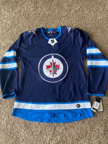 Winnipeg Jets size 50 blank home jersey