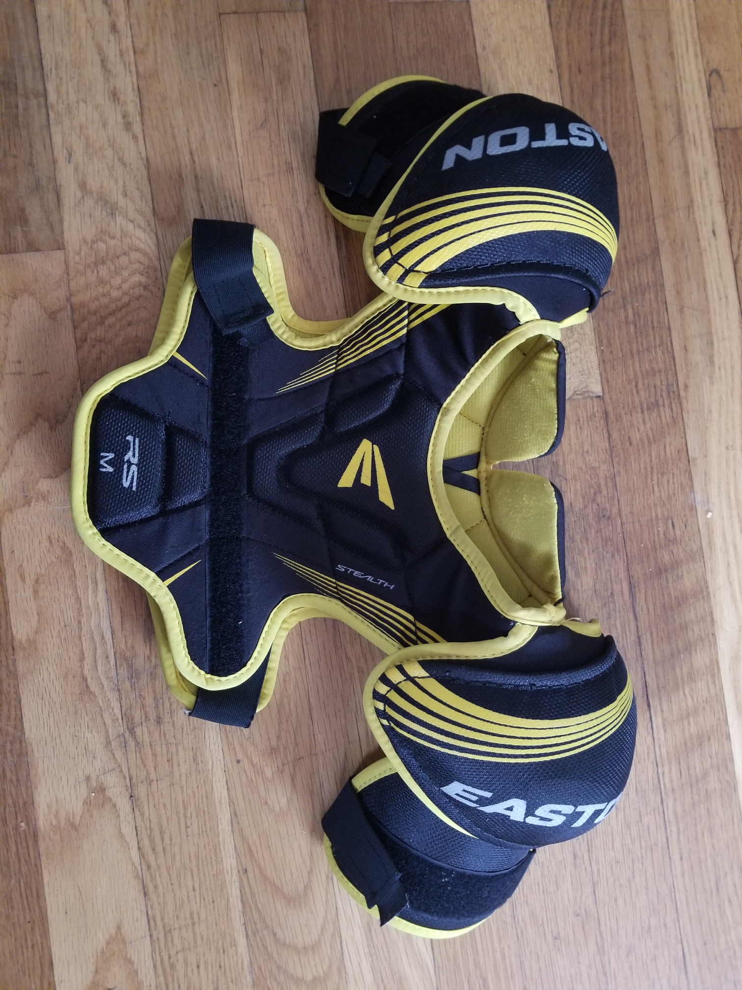 Youth Used Medium Easton Stealth Shoulder Pads