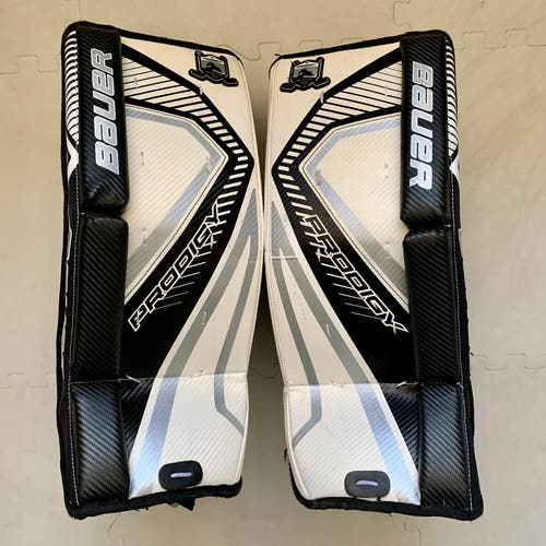 Medium Bauer Prodigy 3.0 Goalie Leg Pads 22”