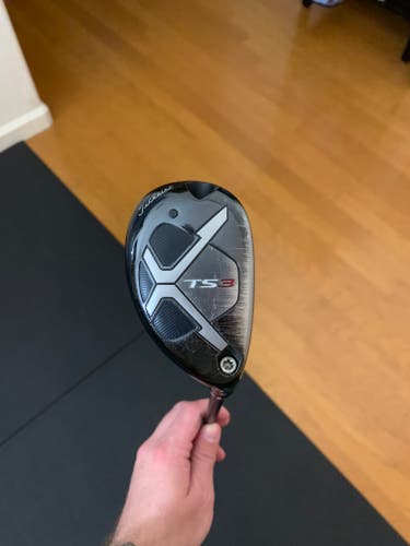 Used Men's Titleist Right Handed TS3 Hybrid Stiff Flex 3H
