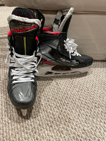 Senior Bauer Regular Width Pro Stock Size 9.5 Vapor 2X Pro Hockey Skates