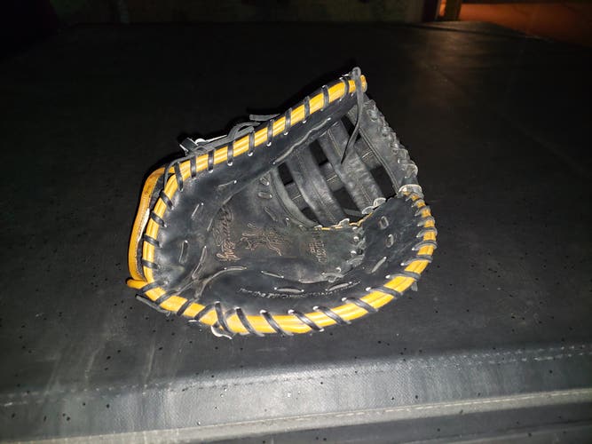 Used Rawlings Right Hand Throw First Base Heart of the Hide Baseball Glove 13"