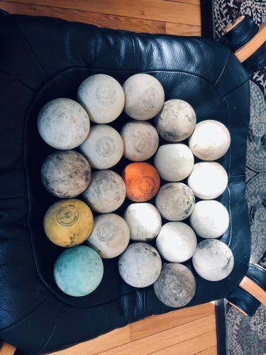 22 Used Lacrosse Balls and Drawstring Skilz Ball Bag