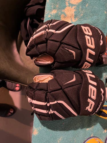 Bauer 14"  Vapor APX2 Pro Gloves