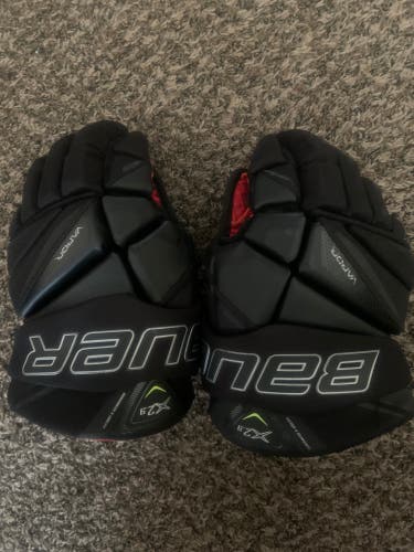 Bauer 14" Vapor X2.9 Gloves