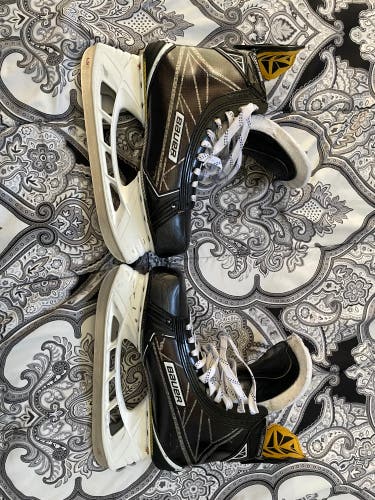 Senior Bauer Regular Width Pro Stock Size 8.5 Supreme 1S Hockey Skates