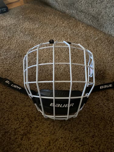 Medium Bauer Full Cage Profile II Facemask