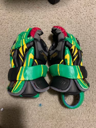 Used Player's Warrior 13" Macdaddy Lacrosse Gloves