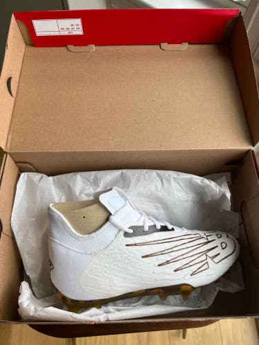 New - New Balance BURNX3 Limited Edition Cleats 7M/8.5W