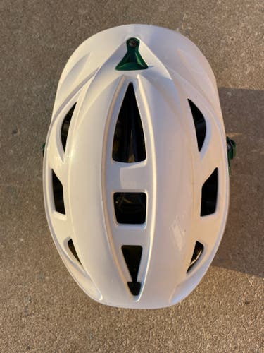 Used Player's Cascade R Helmet