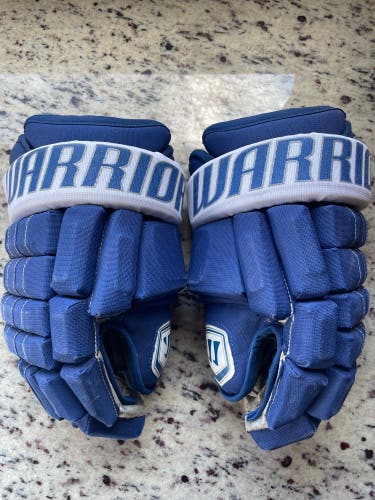 Maple Leaf 14” Warrior Gloves