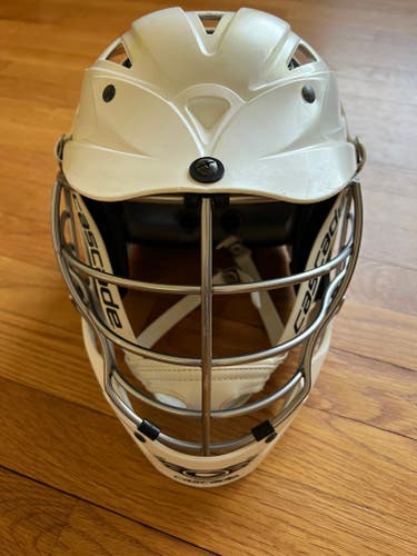 Used Player's Cascade CPX-R Helmet M/L