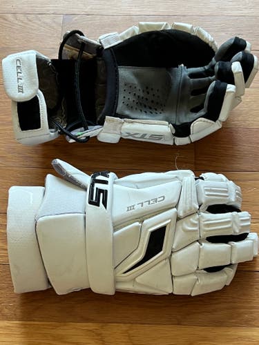 Used Player's STX Cell III Lacrosse Gloves 12"