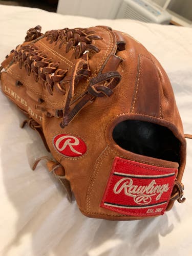 Pitcher's 12" Pro Preferred Baseball Glove
